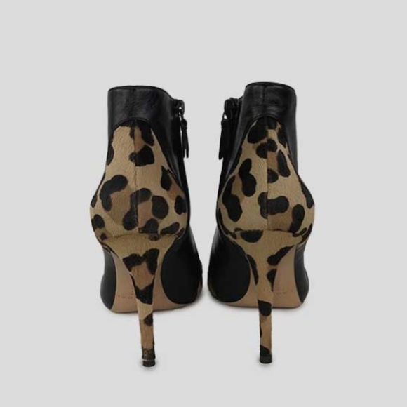 New in Box Casadei Boots - 7US - Picture 4 of 6